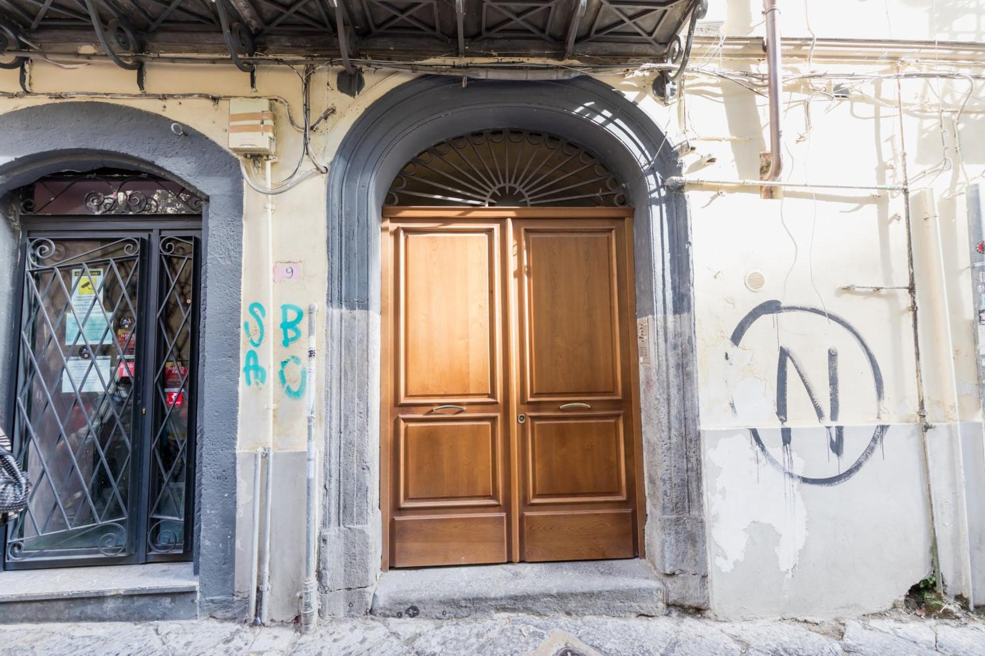 O' Munasterio E Santa Chiara 那不勒斯 外观 照片